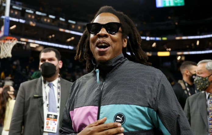 500 mijë dollarë apo darkë me Jay-Z, reperi ka një këshillë