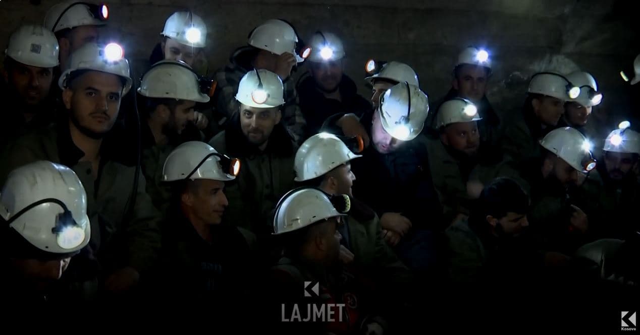 Minatorët në grevë, ende s’kanë marrë pagën e shtatorit (VIDEO)