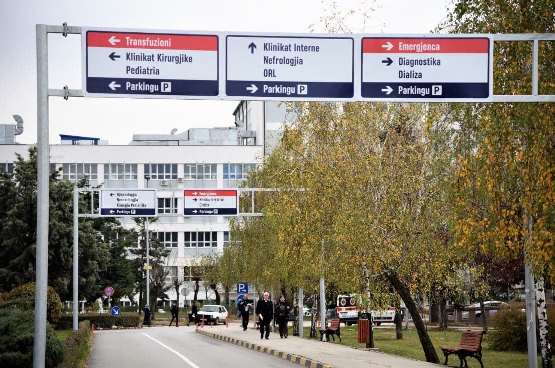 QKUK vendos për tre drejtorë të klinikave
