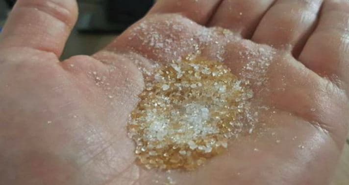 Keni vështirësi për të fjetur? Provoni këtë ‘pluhur gjumi’ të bërë vetë