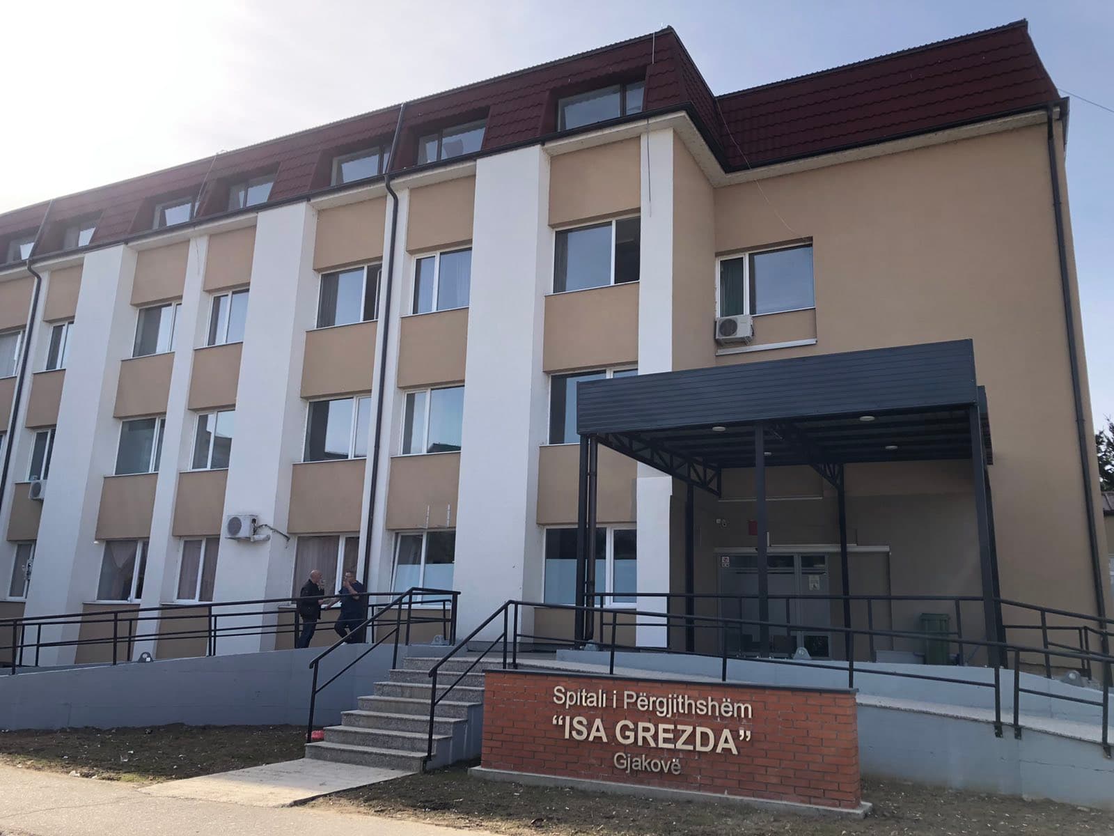 Rasti i katërvjeçares: Inspektorati Shëndetësor kryen inspektime në Spitalin e Gjakovës