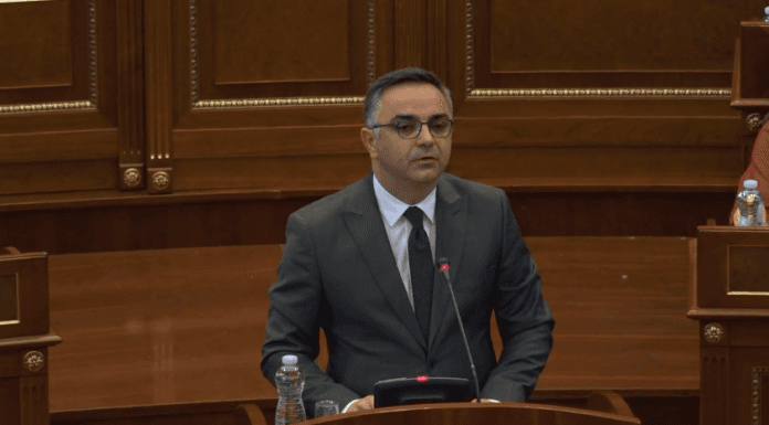 Tahiri, qeverisë: Me buxhetin për vitin 2024 keni goditur shtyllat vitale të ekonomisë