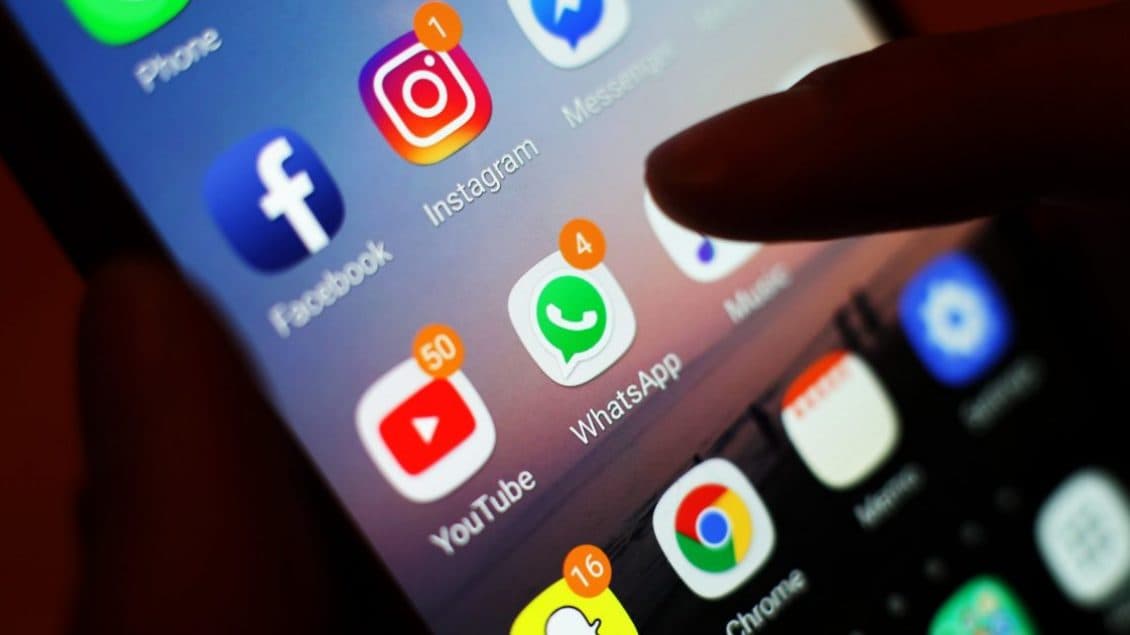 Doni të shpëtoni nga depresioni? Reduktoni përdorimin e rrjeteve sociale