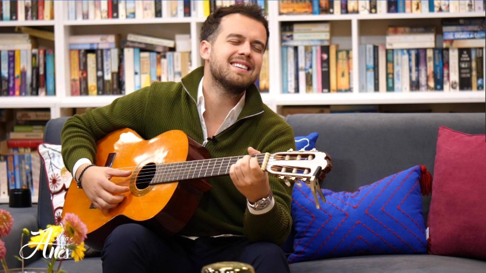 Talenti i karantinës me këngë të re për dashurinë e humbur (VIDEO)