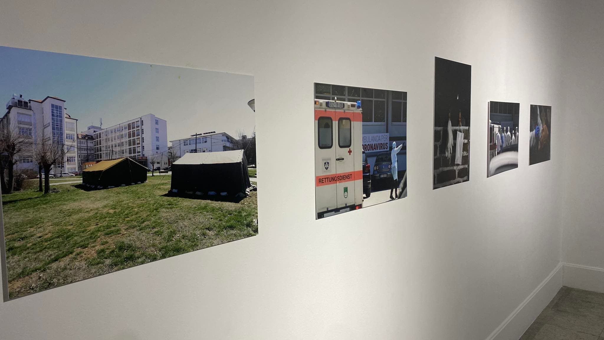 Alban Bujari hap ekspozitën me fotografi të shkrepura gjatë pandemisë