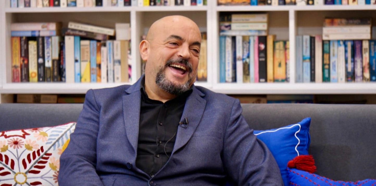 Aktori përgjigjet: Ushqimi i preferuar është mishi (VIDEO)