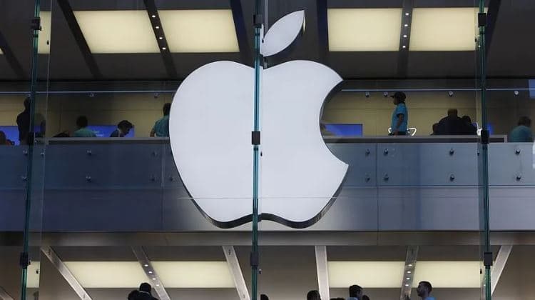 Apple ia kalon Samsungut si prodhuesi më i madh i telefonave në botë