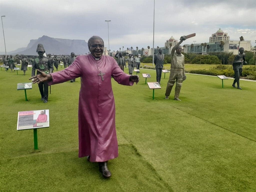 Lufta në Gaza, statuja e Desmond Tutu do të shfaqet në Cape Town