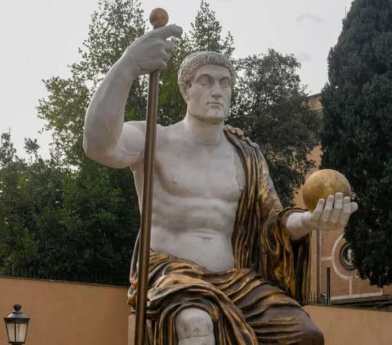 Si e rindërtuan shkencëtarët statujën e perandorit Kostandini i Madh në Romë?