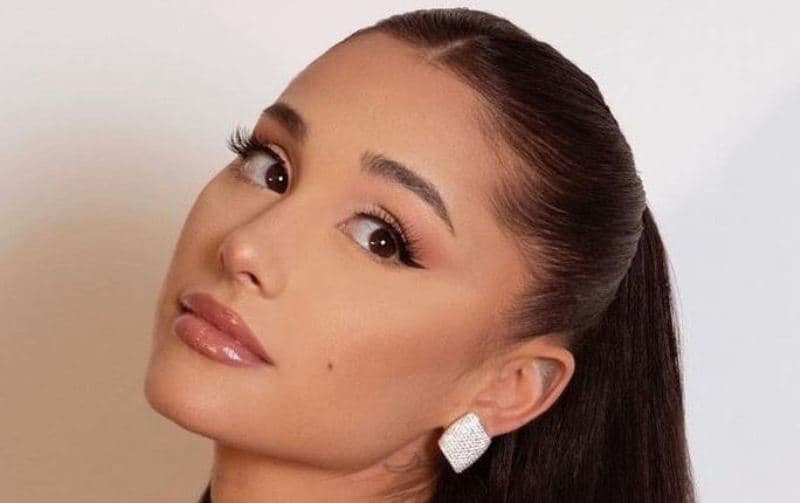 Ariana Grande, personi më i "urryer" momentalisht në internet