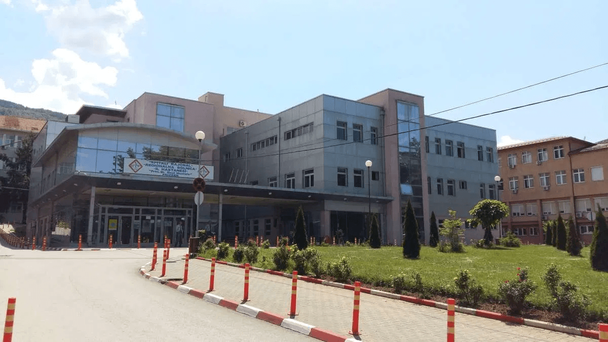 Dërgohet pa shenje jete një person në spitalin e Prizrenit
