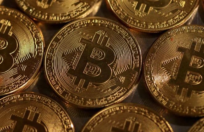 Pak orë pasi Izraeli sulmoi Iranin, çmimi i Bitcoinit ra për 3.1% në 24 orët e fundit