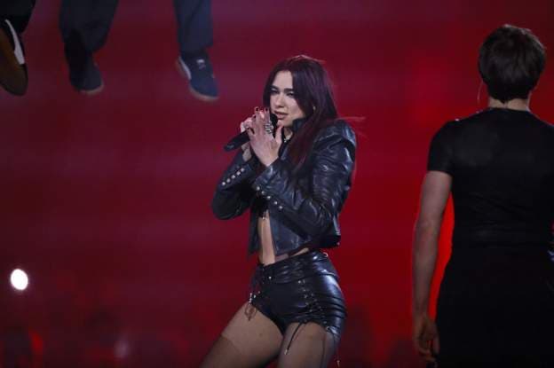 Dua Lipa e fiton çmimin "Best Pop Act" në Brit Awards