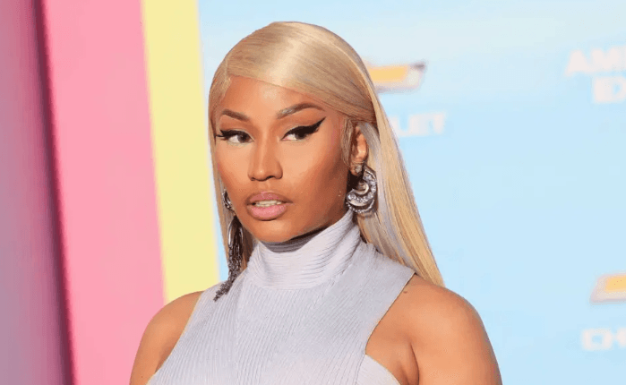 Nick Minaj nis turneun botëror