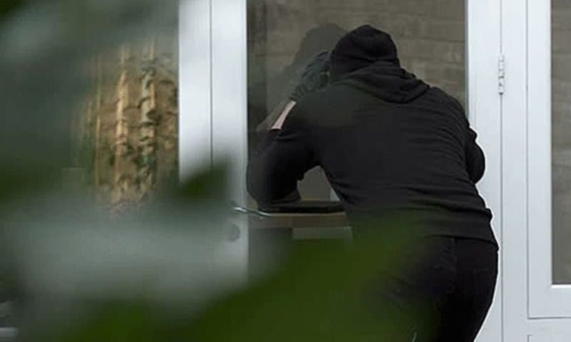 Në qershor kreu vjedhje në një lokal në Mitrovicë të Veriut, arrestohet i dyshuari