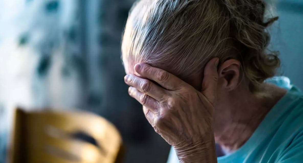 Një prej shenjave të hershme të Alzheimerit është edhe ndryshimi në shikim