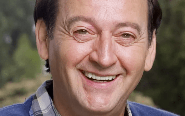 Vdes aktori, Joe Flaherty