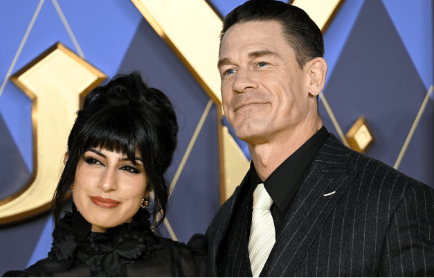 John Cena shpjegon pse ai dhe gruaja e tij e mbajnë marrëdhënien tepër private
