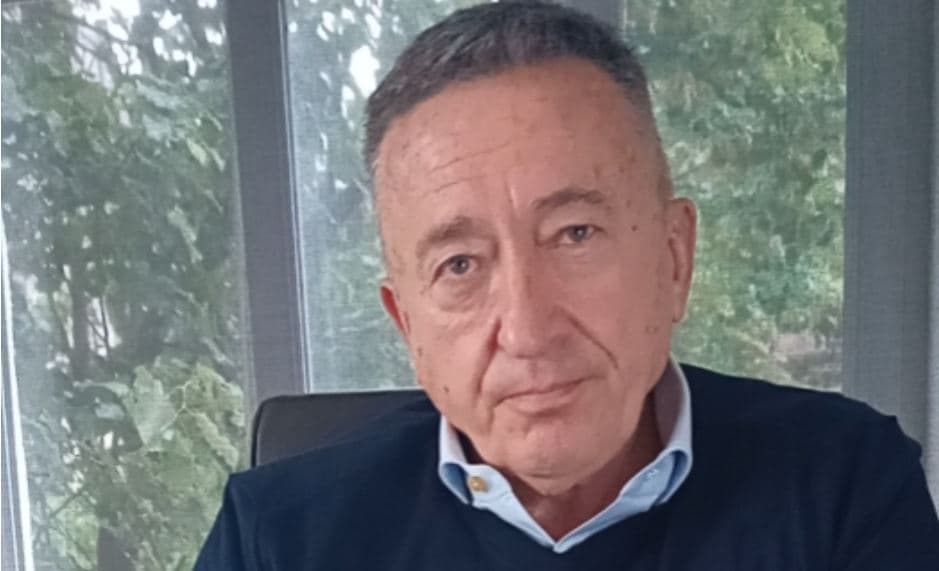 Spahoviq: Nuk mund të pritet qeveri proevropiane nga Vuçiq, idetë e Millosheviqit janë ende të gjalla