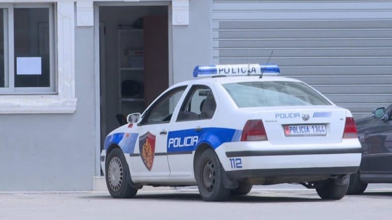 Tiranë: Konflikt për motive të dobëta mes fqinjëve, plagoset një 31-vjeçar