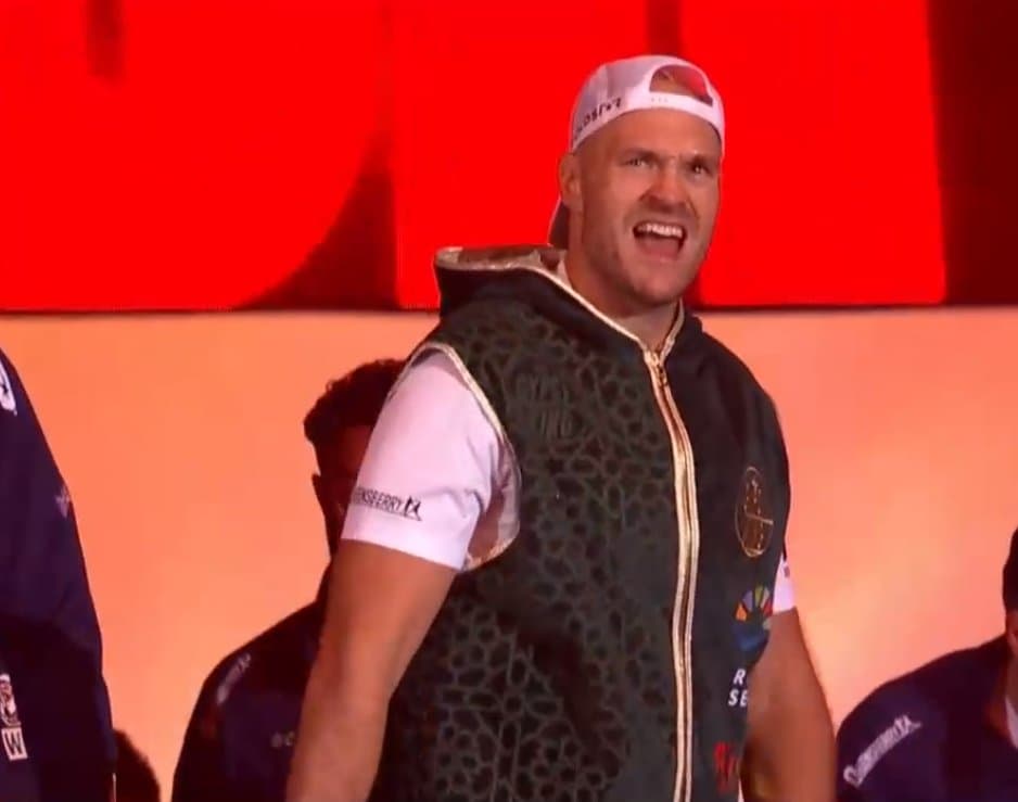 Fury dhe Usyk ngjiten në ring