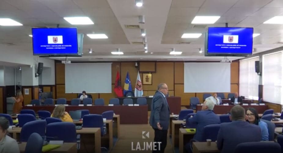 Komuna e Prishtinës e favorizon në tender brendin kinez (VIDEO)
