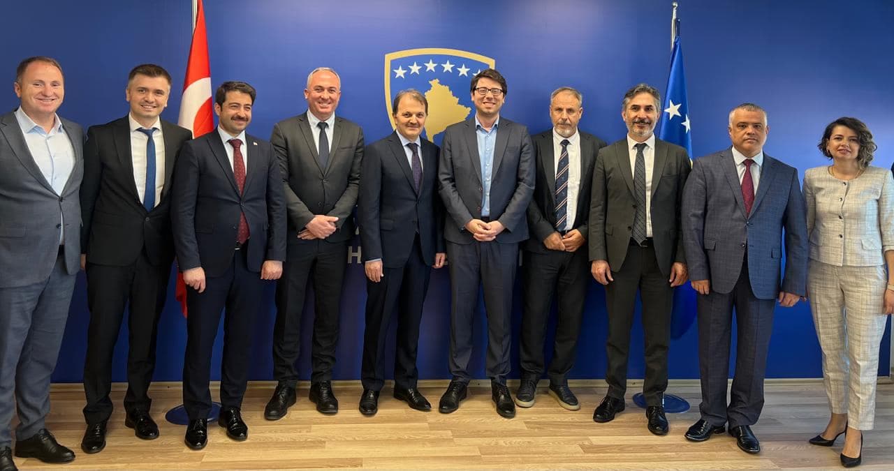 Kosova dhe Turqia arrijnë marrëveshje në parim për pensione