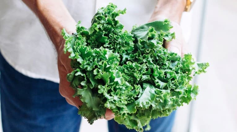 Këto dy ushqime janë më të mirat për reduktimin e inflamacionit dhe humbjen e peshës