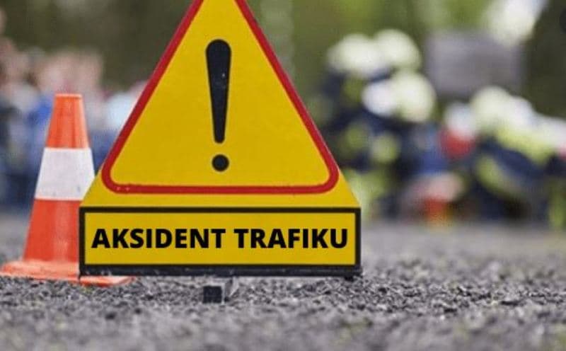 Aksident trafiku në dalje të rrugës Prishtinë-Mitrovicë