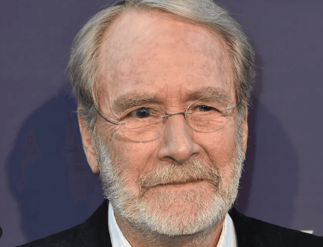 Ndahet nga jeta, Martin Mull