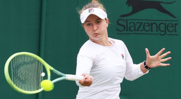 Krejcikova në gjysmëfinale të Wimbledonit