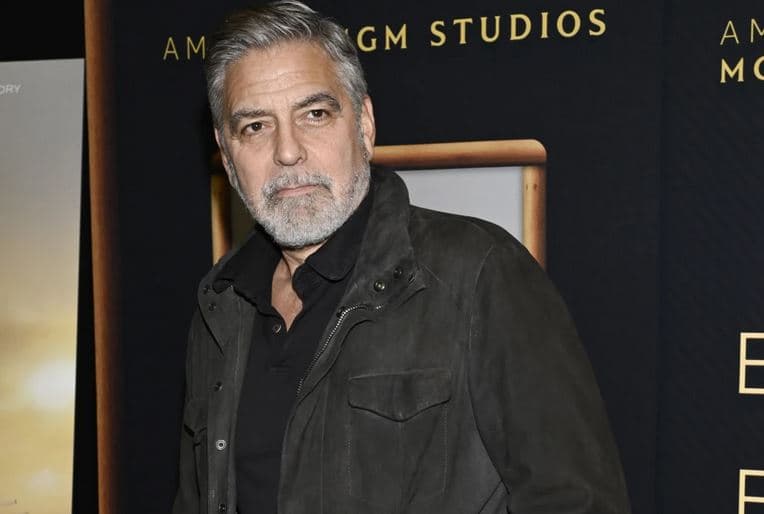 Clooney i kërkon Bidenit të largohet nga gara