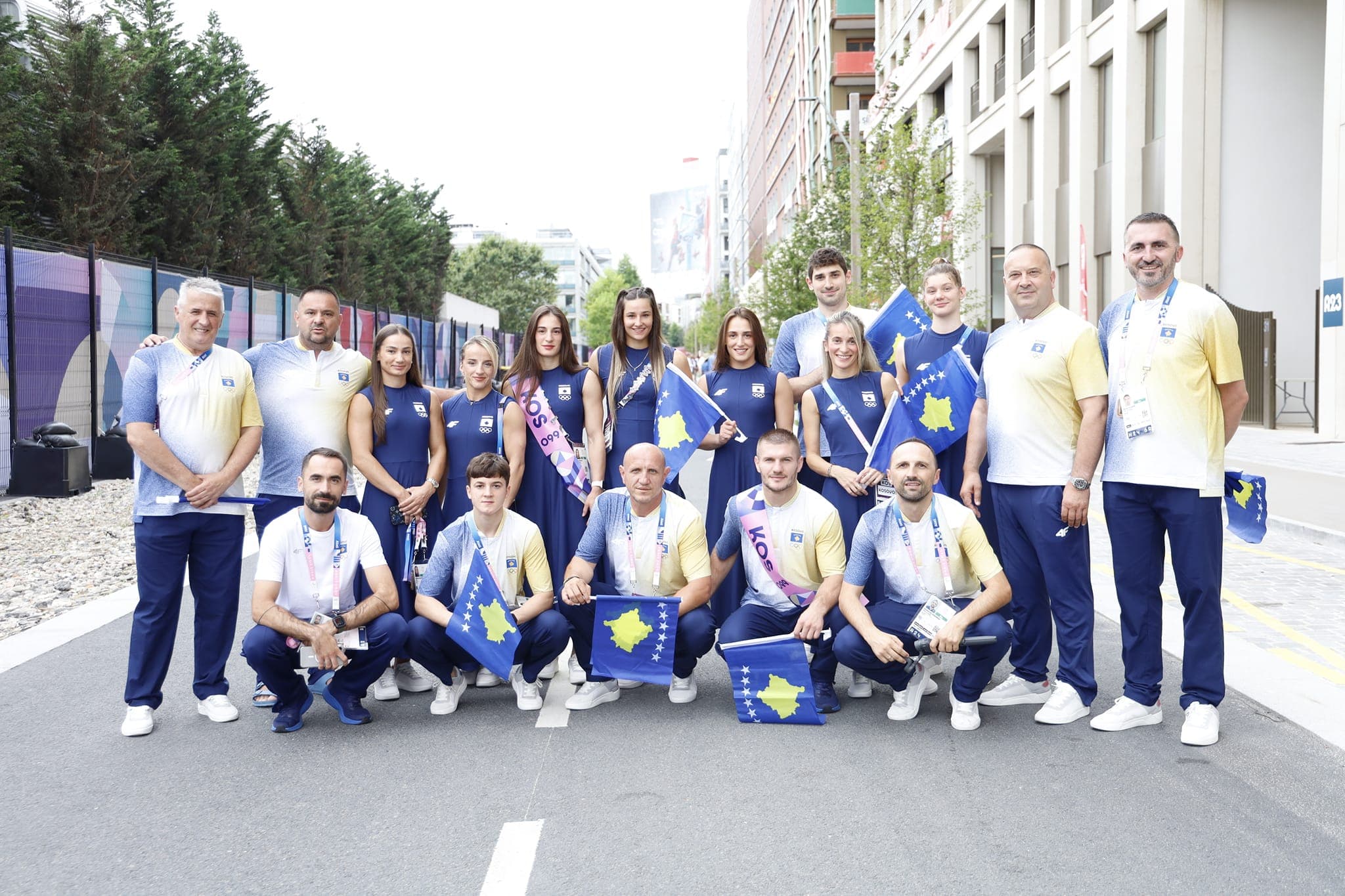 Ekipi olimpik i Kosovës, gati për ceremoninë hapëse - mungojnë Distria e Donjeta