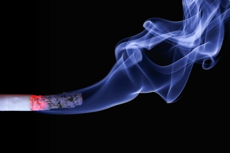 Rreziqet e tymit të cigareve kur ekspozohen te fëmijët
