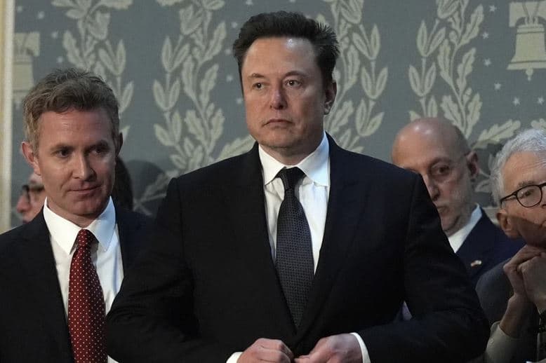 X e Elon Muskut padit reklamuesit për "bojkot masiv"