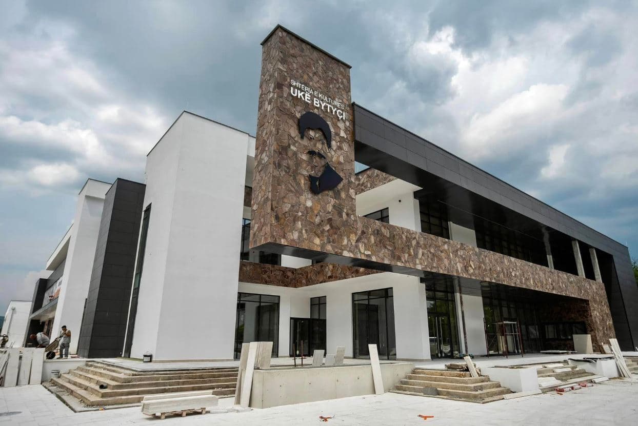 Edhe pak deri te hapja e shtëpisë së kulturës “Ukë Bytyçi” në Suharekë