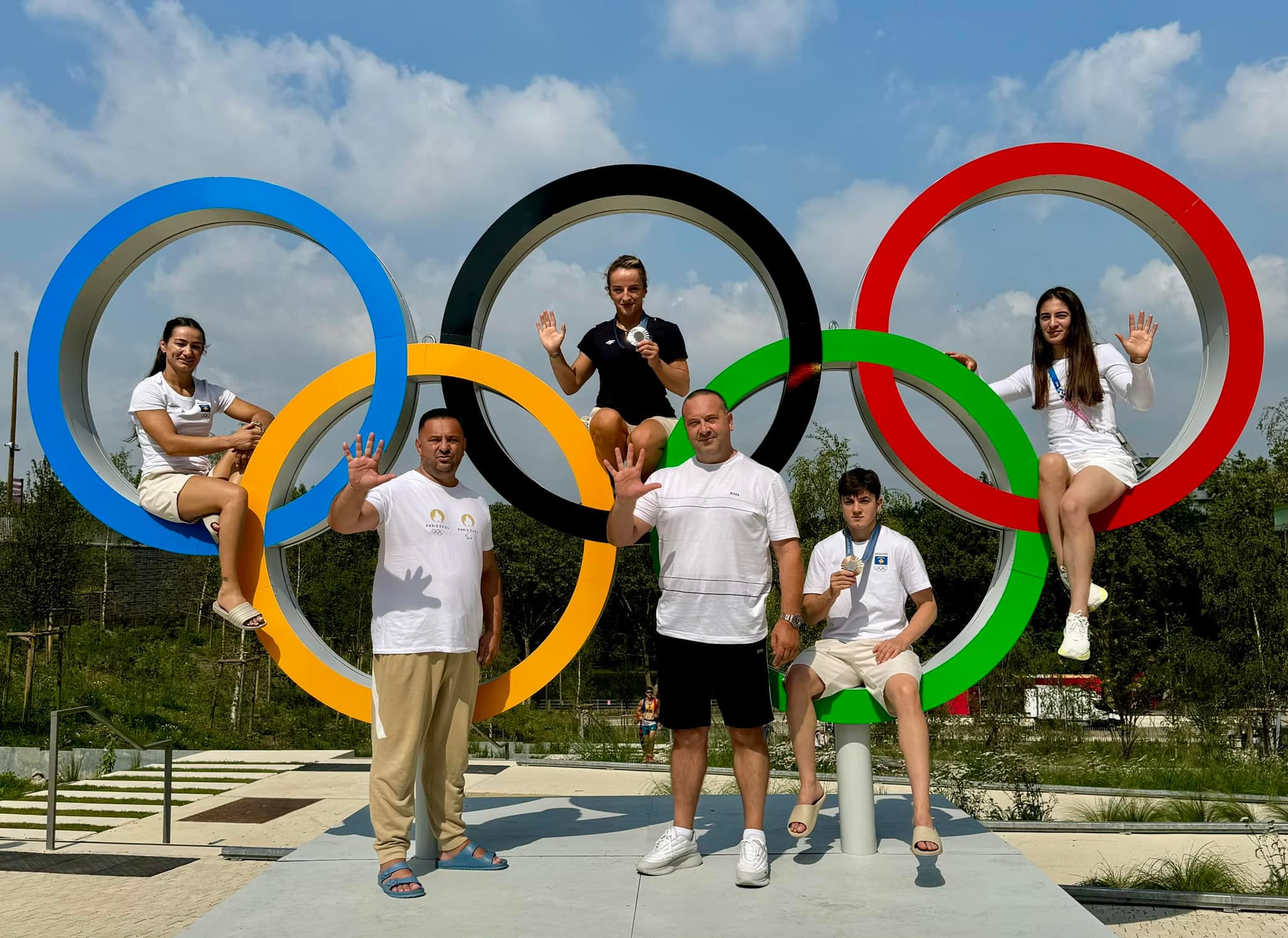 Kosova kthehet nga "Parisi 2024" me dy medalje