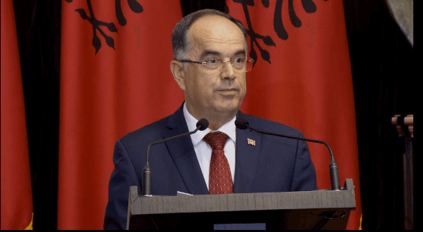 Begaj: Gëzuar Pashkën të gjithë besimtarëve të krishterë shqiptarë