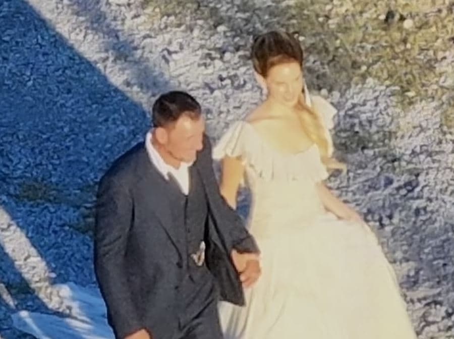 Lana Del Rey kurorëzon dashurinë