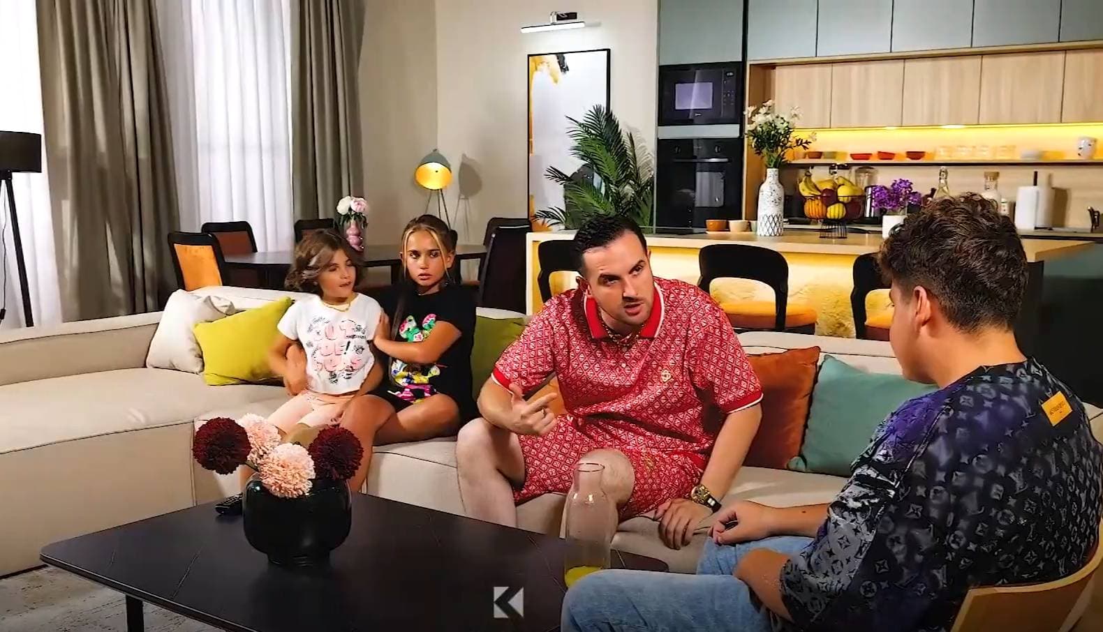 “Jeta në çift”, një super-komedi në Klan Kosova