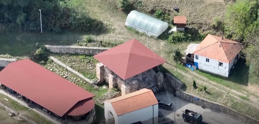 Terroristët e Banjskës, Morina: Kosova të punojë me aleatët e saj që t’i sjellë para drejtësisë