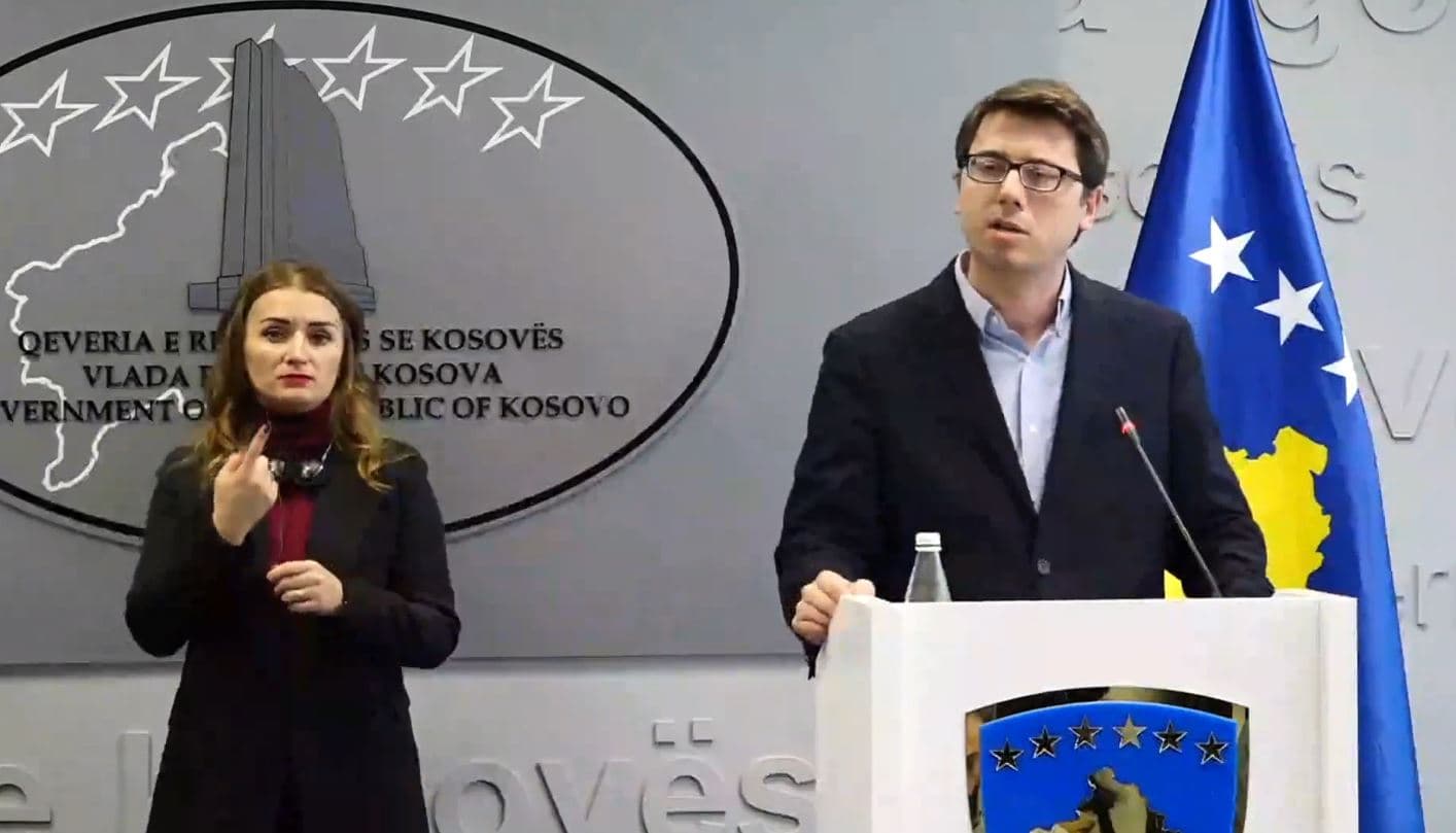 Murati tregon se sa do të jenë pagat e sektorit publik nga viti i ardhshëm (FOTO)