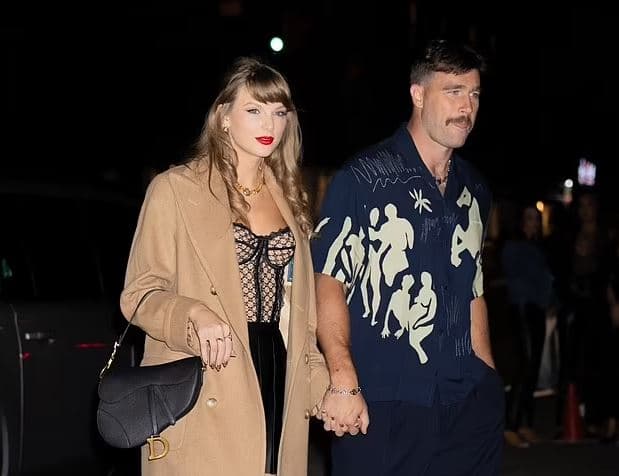 Taylor Swift dhe Travis Kelce, kalojnë natë romantike