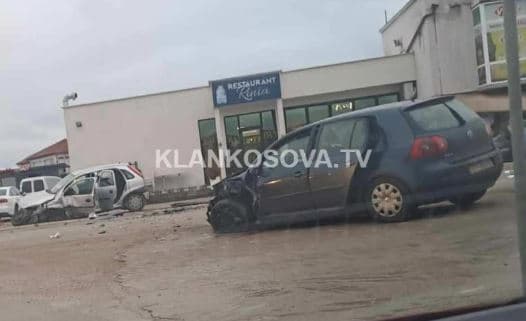 Katër të lënduar në një aksident në Drenas