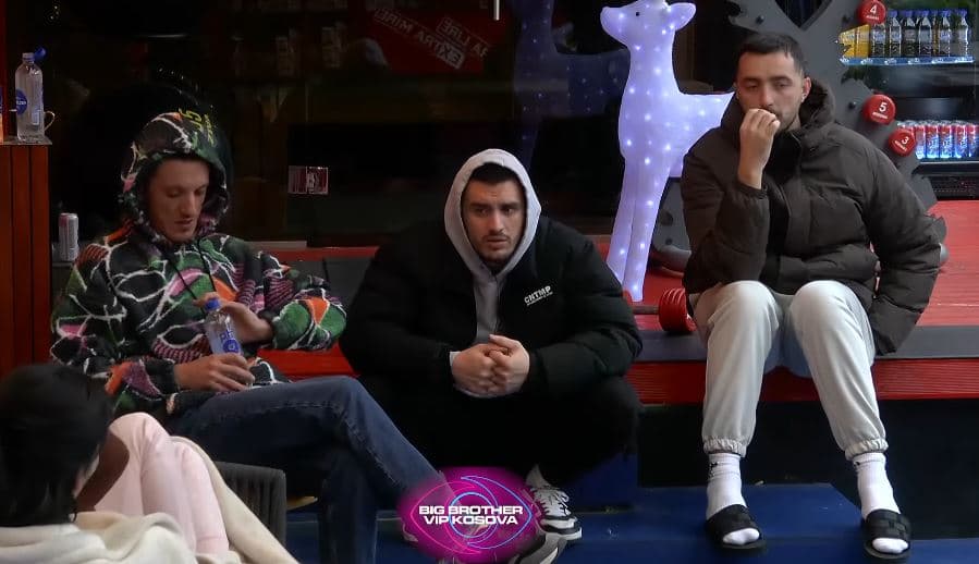 Banorët e akuzojnë Xhenetën: Reagimet ndaj Gjestit janë lojë? (VIDEO)