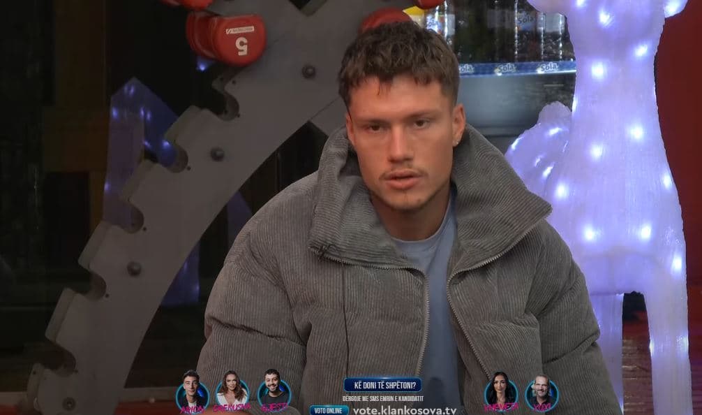 Driloni me pyetje direkte për Sarën: Çfarë loje je duke luajtur? (VIDEO)