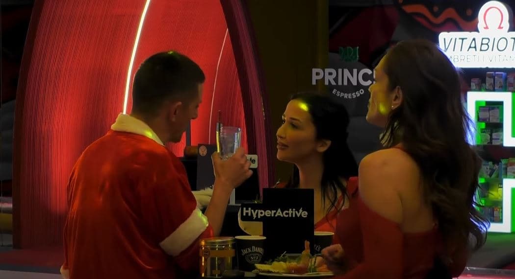 "E kanë marrë për të hyrë në klub", Vullneti ironizon Gresën, ndërsa ‘flirton’ me Xhenetën