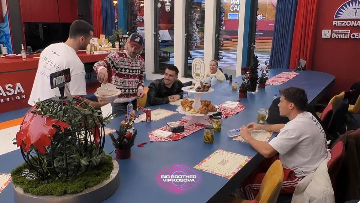 Laurenti imiton Lelën, banorët qeshin me të madhe (VIDEO)