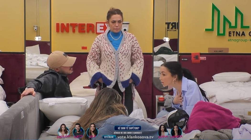 Xheneta diskuton për Gresën, dyshon se mori informacione prej Julit (VIDEO)