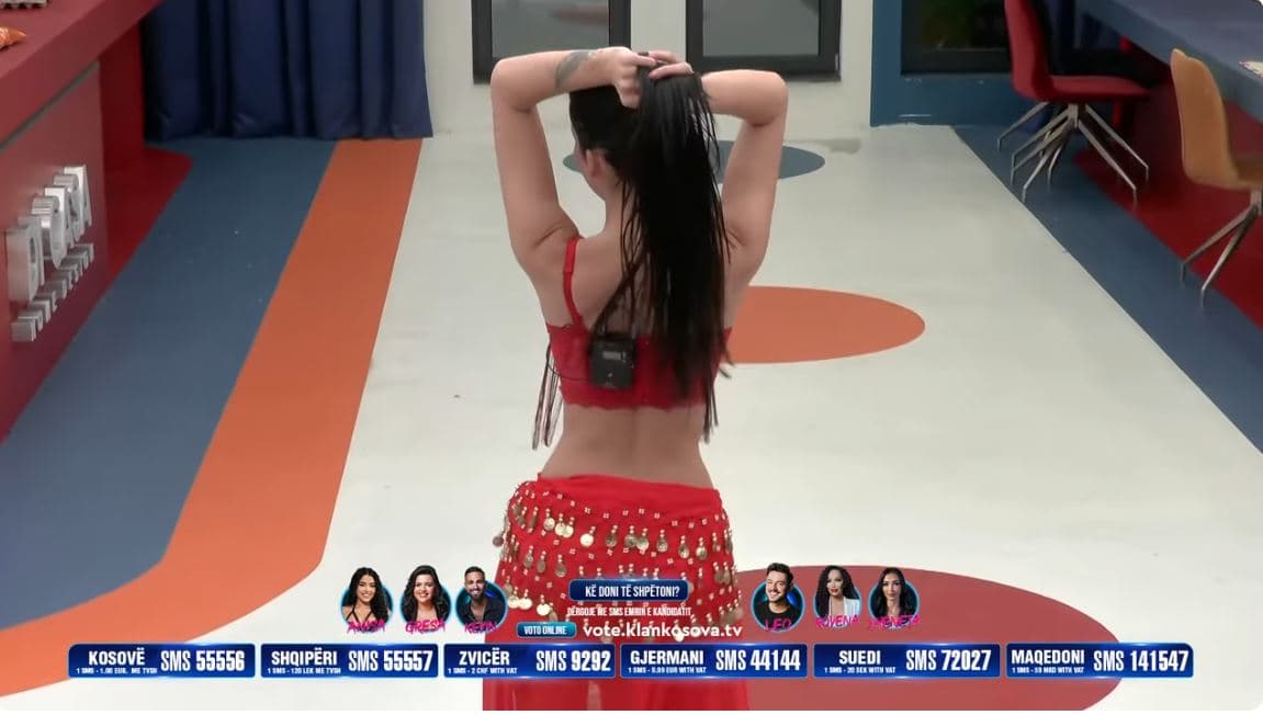 “Amaneti” i Adelina Ismailit vjen në BBVK nga Xheneta me ‘belly dance’ (VIDEO)